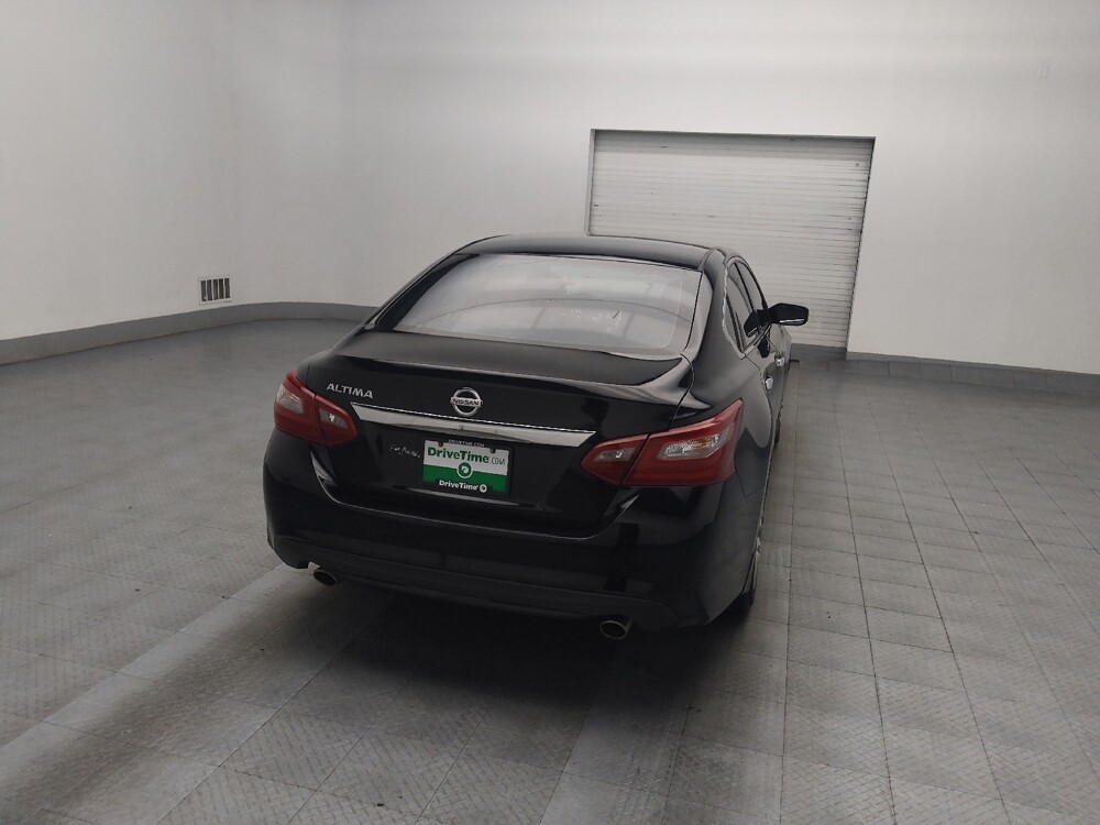 2018 Nissan Altima in Marietta, GA 30062 - 18099168 7