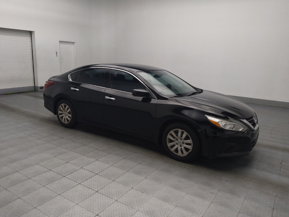 2018 Nissan Altima in Marietta, GA 30062 - 18099168 11
