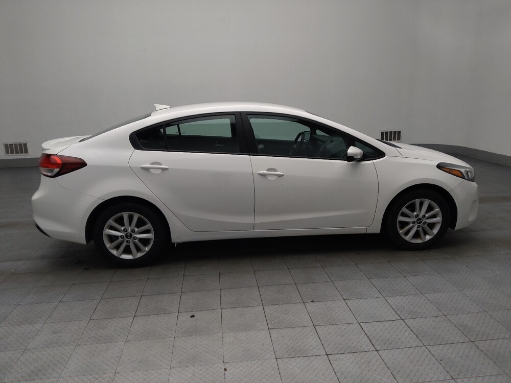 2017 Kia Forte in Pelham, AL 35124 - 18099170 10