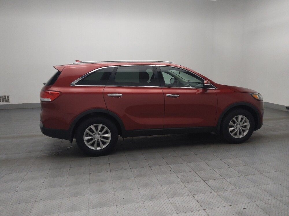 2018 Kia Sorento in Knoxville, TN 37923 - 18099174 10