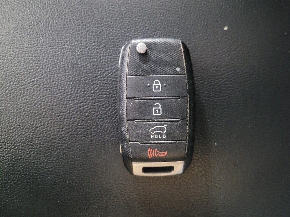 2018 Kia Sorento in Knoxville, TN 37923 - 18099174 32