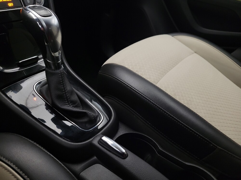 2018 Buick Encore in Glendale, AZ 85301 - 18099181 26