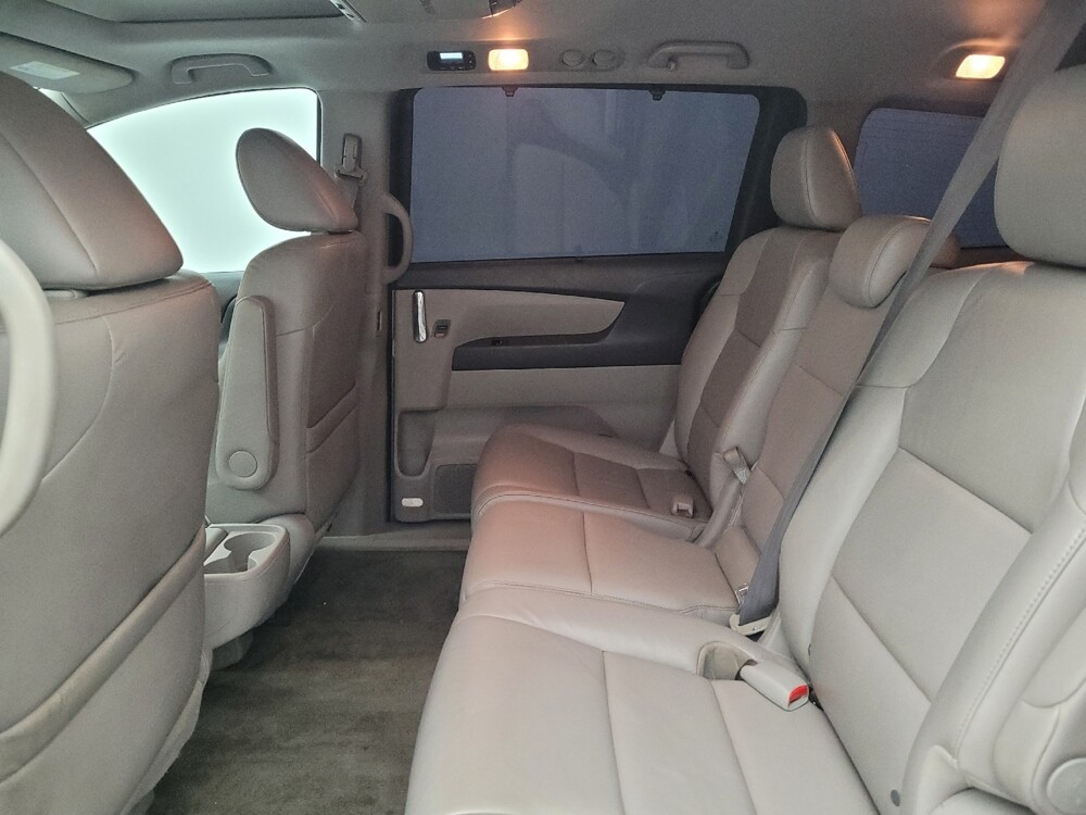 2014 Honda Odyssey in Cincinnati, OH 45255 - 18099188 18