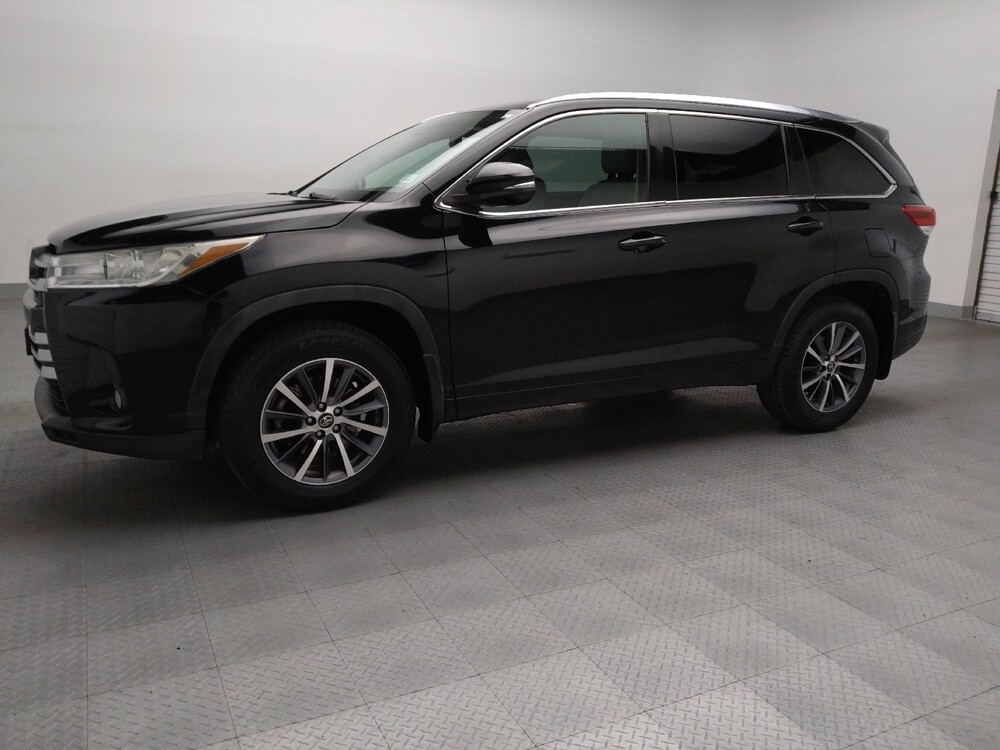 2017 Toyota Highlander in Plano, TX 75074 - 18099190 2
