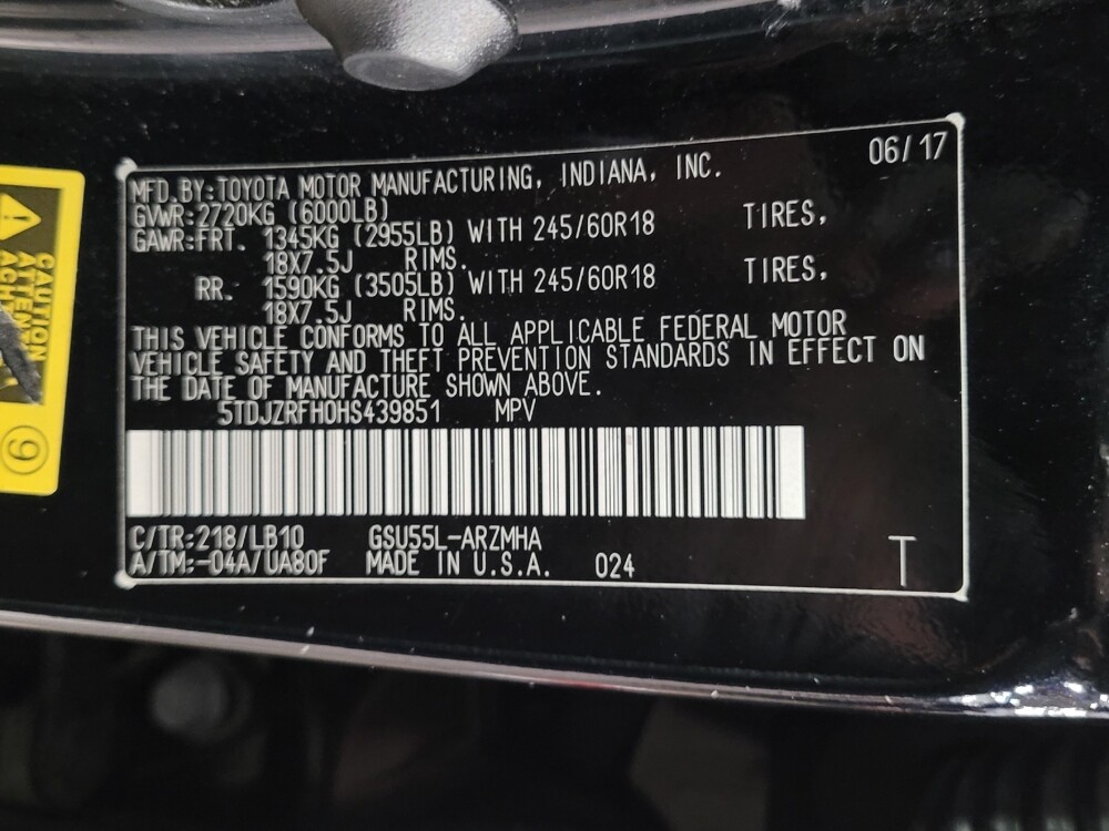 2017 Toyota Highlander in Plano, TX 75074 - 18099190 33