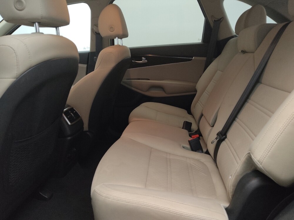 2020 Kia Sorento in Plano, TX 75074 - 18099197 18