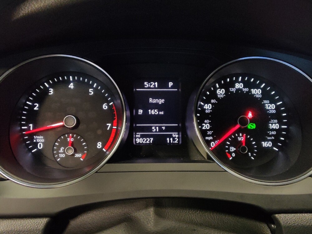 2017 Volkswagen Jetta in Glendale, AZ 85301 - 18099202 23