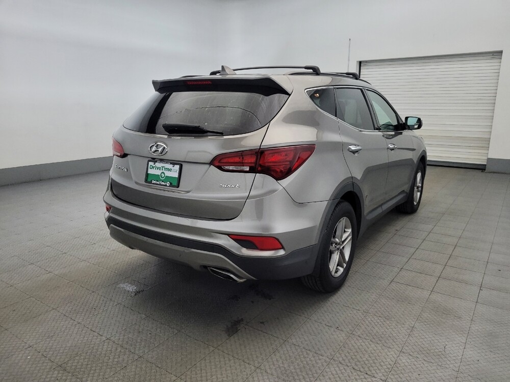 2018 Hyundai Santa Fe in Temple Hills, MD 20746 - 18099203 9