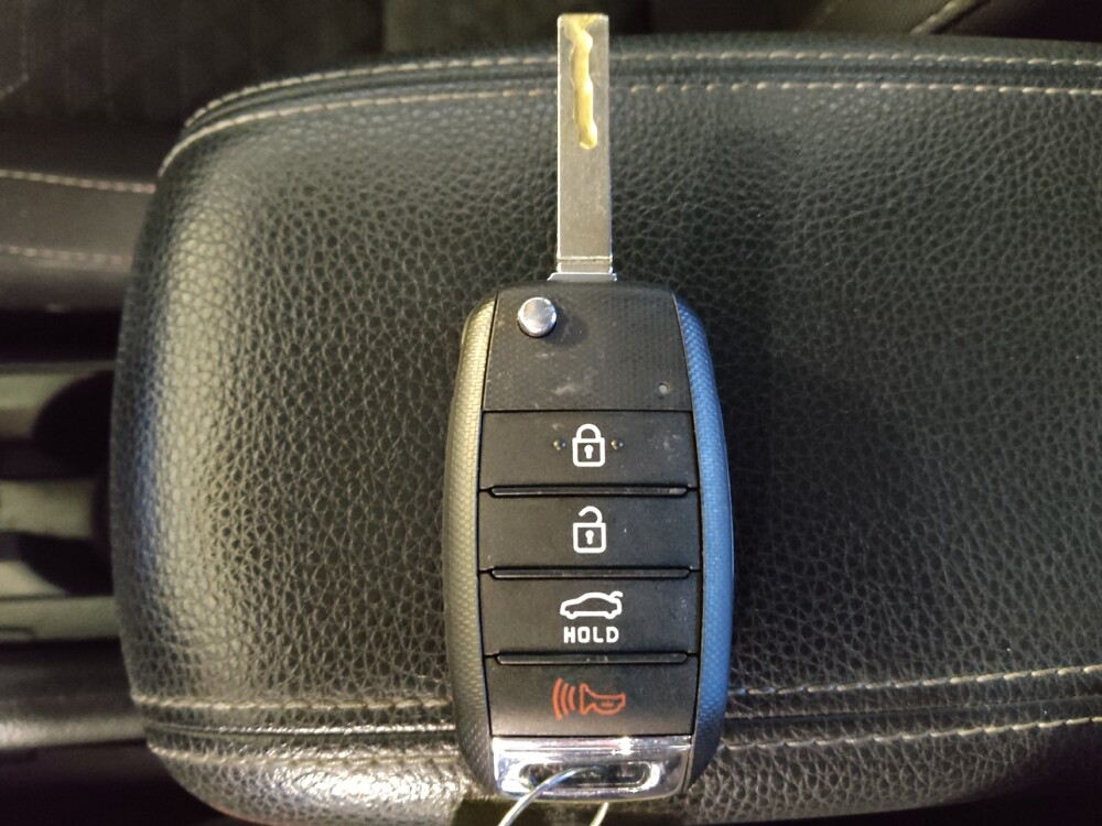 2020 Kia Rio in Charleston, SC 29414 - 18099211 32