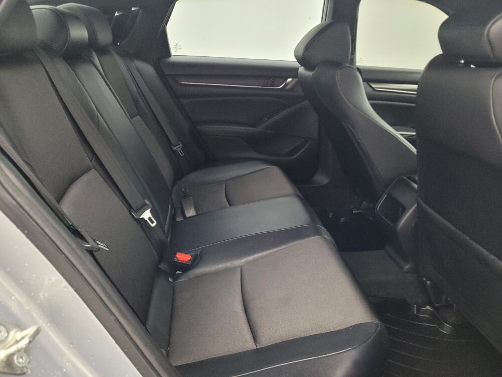 2018 Honda Accord in Fort Myers, FL 33907 - 18099212 19