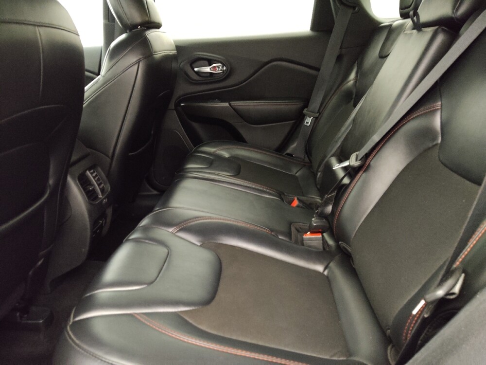 2020 Jeep Cherokee in Lakeland, FL 33815 - 18099213 18