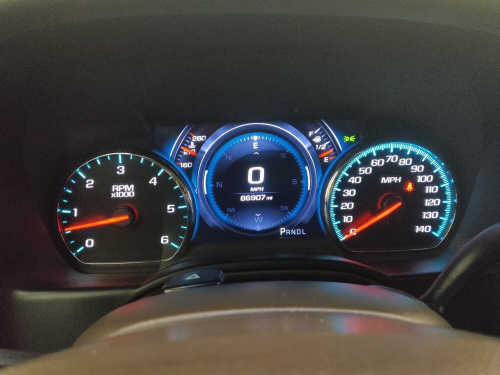 2017 Chevrolet Tahoe in Tampa, FL 33612 - 18099214 23