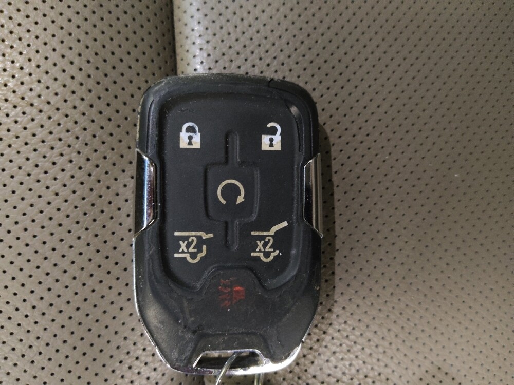 2017 Chevrolet Tahoe in Tampa, FL 33612 - 18099214 32