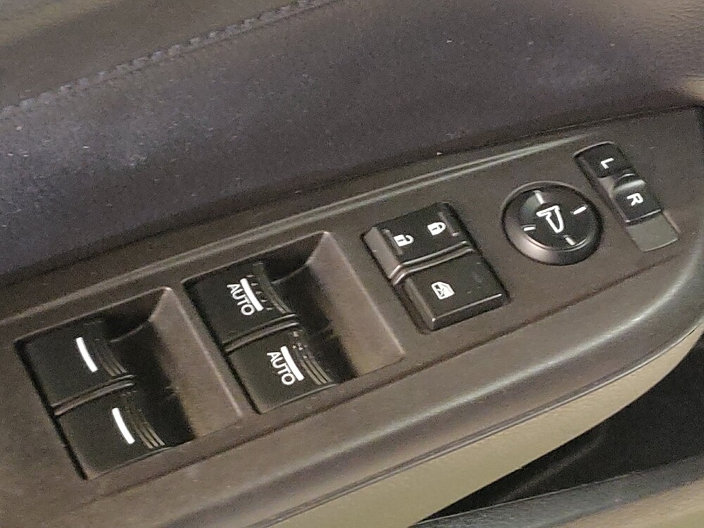 2017 Acura ILX in Lakeland, FL 33815 - 18099215 27