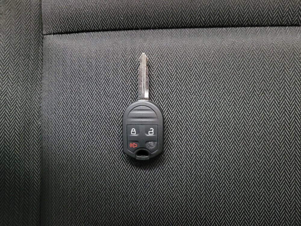 2014 Ford Flex in Las Vegas, NV 89102 - 18099216 32