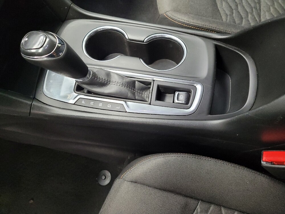 2018 Chevrolet Equinox in Las Vegas, NV 89102 - 18099219 26