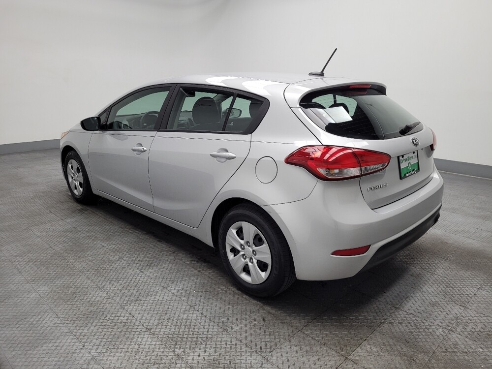 2018 Kia Forte in Las Vegas, NV 89104 - 18099222 3