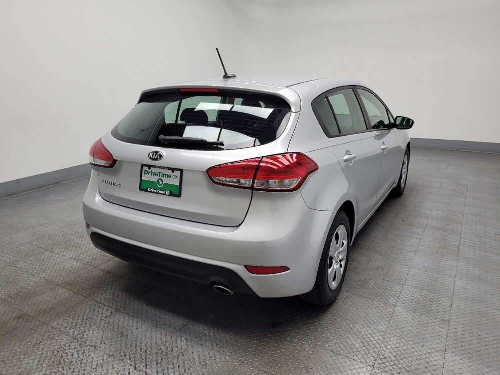 2018 Kia Forte in Las Vegas, NV 89104 - 18099222 9