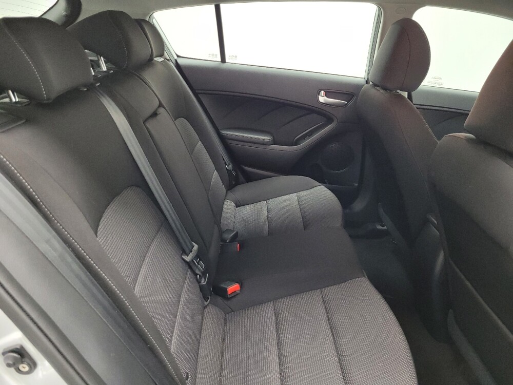 2018 Kia Forte in Las Vegas, NV 89104 - 18099222 19