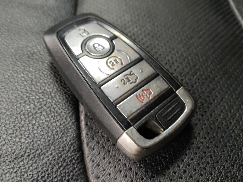 2018 Ford Explorer in Chandler, AZ 85225 - 18099230 32