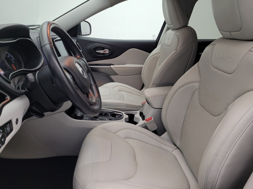 2019 Jeep Cherokee in Ocala, FL 34471 - 18099231 17