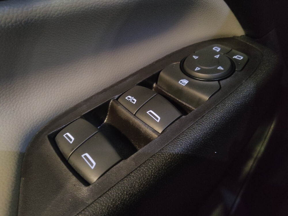 2018 Chevrolet Equinox in Jacksonville, FL 32210 - 18099232 27