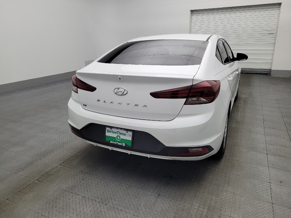 2020 Hyundai Elantra in Jacksonville, FL 32210 - 18099235 7