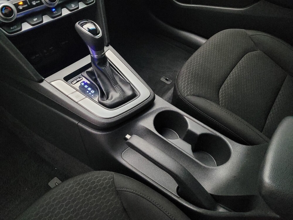 2020 Hyundai Elantra in Jacksonville, FL 32210 - 18099235 26