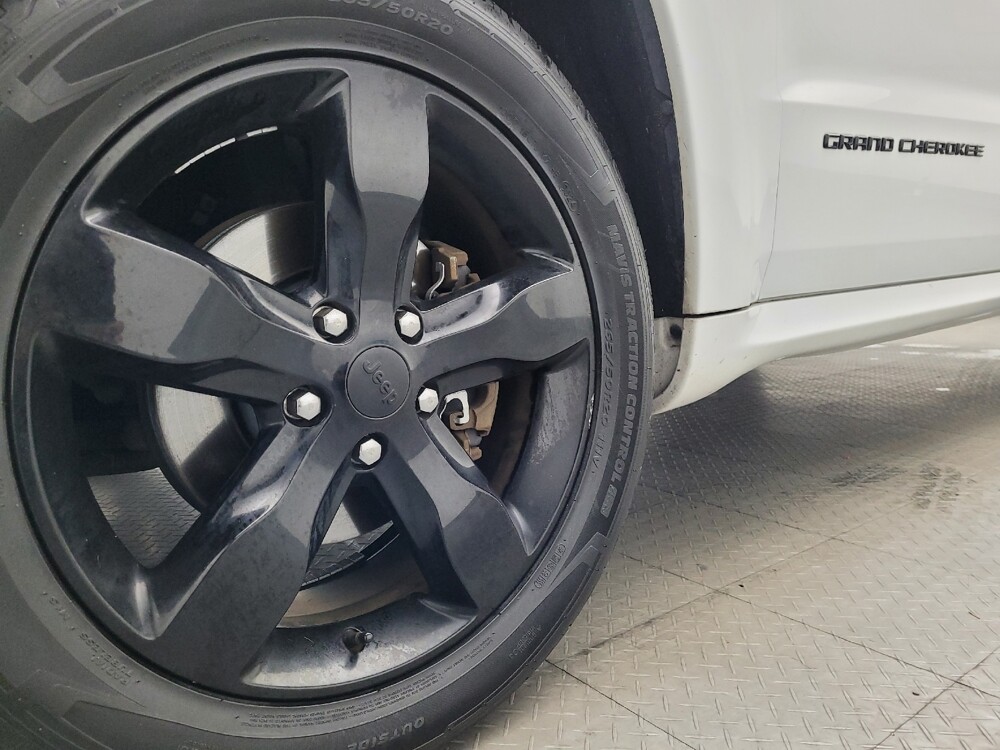 2015 Jeep Grand Cherokee in Jacksonville, FL 32225 - 18099243 31