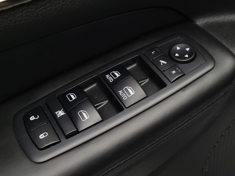 2018 Jeep Grand Cherokee in Jacksonville, FL 32210 - 18099250 27