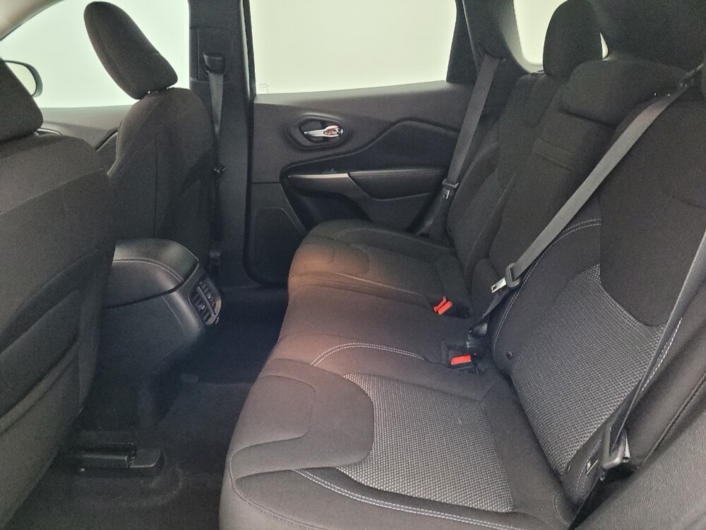 2019 Jeep Cherokee in Kissimmee, FL 34744 - 18099254 18