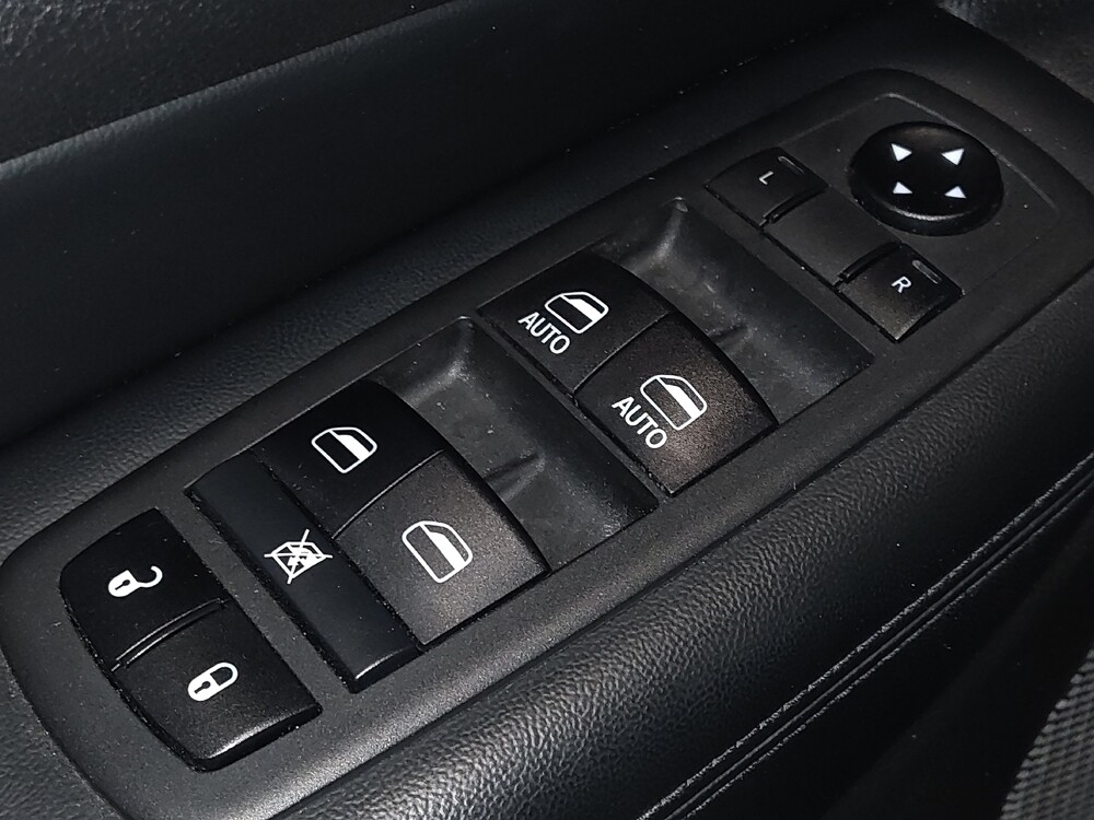 2019 Jeep Grand Cherokee in Gainesville, FL 32609 - 18099258 27