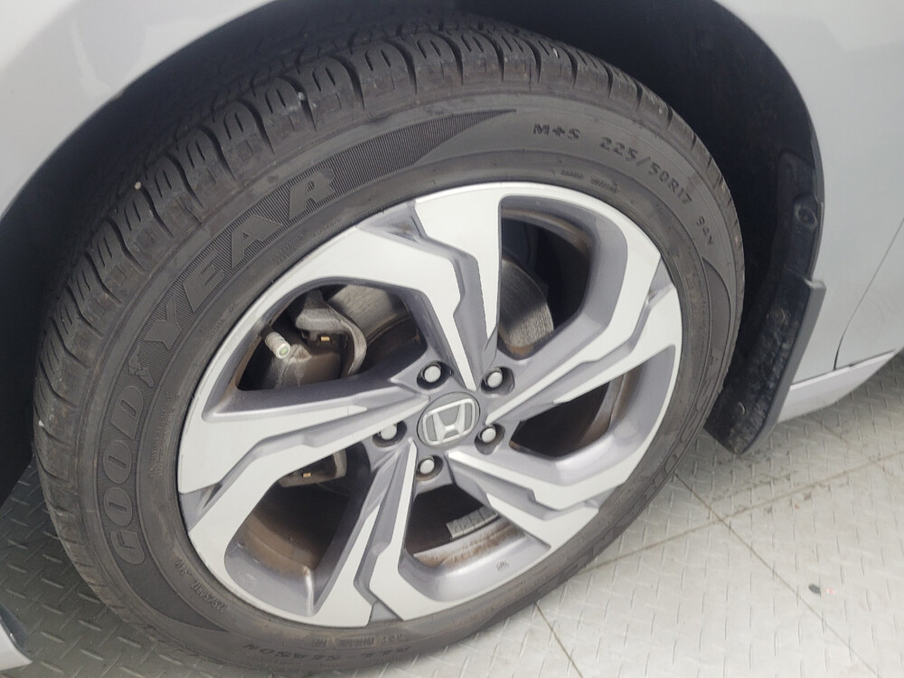 2018 Honda Accord in Greensboro, NC 27407 - 18099259 31