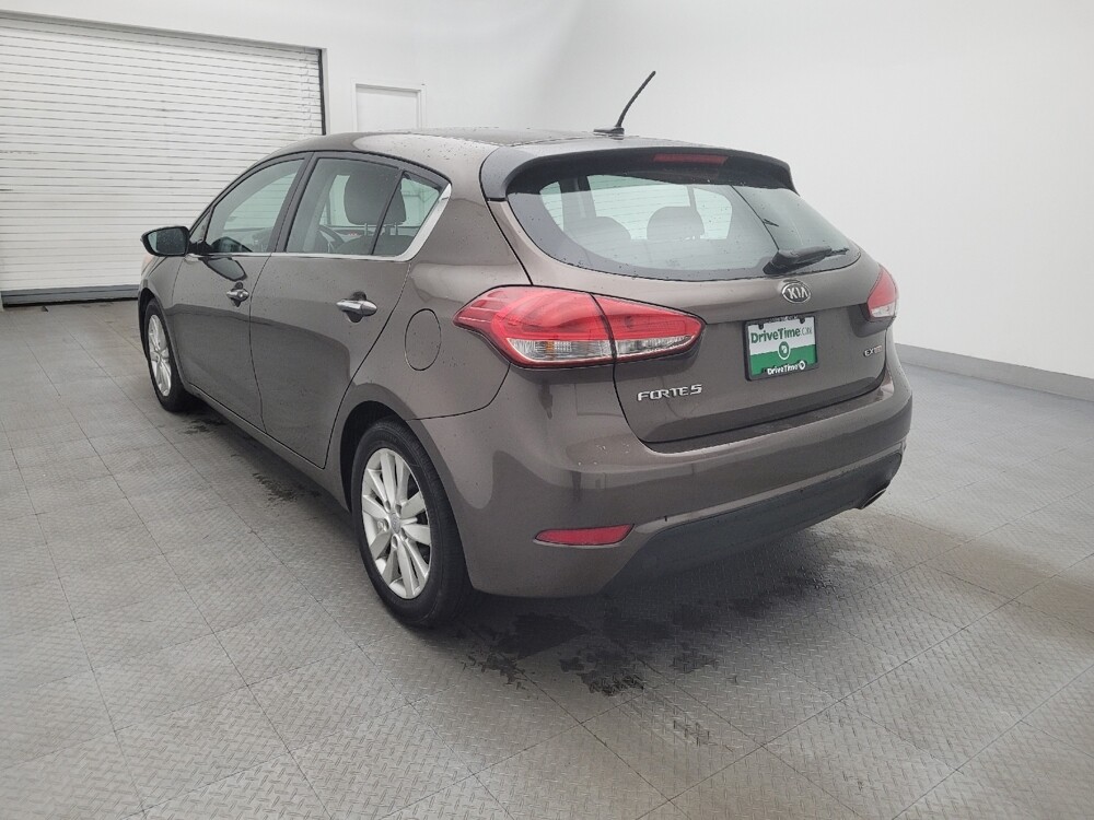 2015 Kia Forte in Conway, SC 29526 - 18099268 5