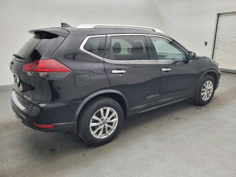 2018 Nissan Rogue in Charleston, SC 29414 - 18099269 10