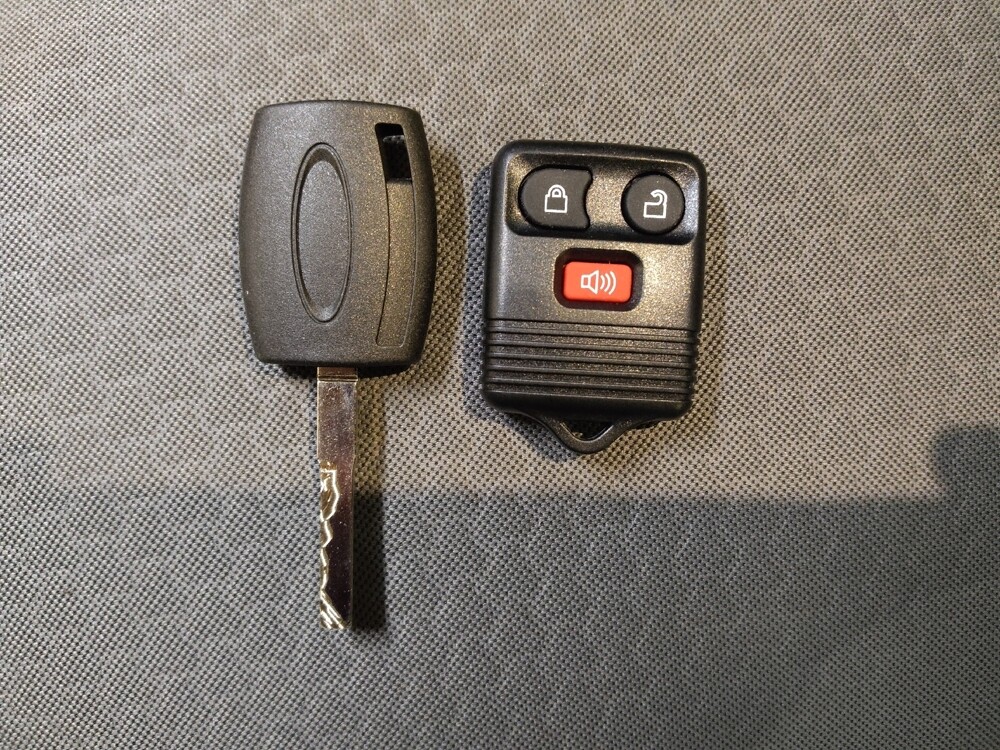 2018 Ford Escape in Conway, SC 29526 - 18099278 32