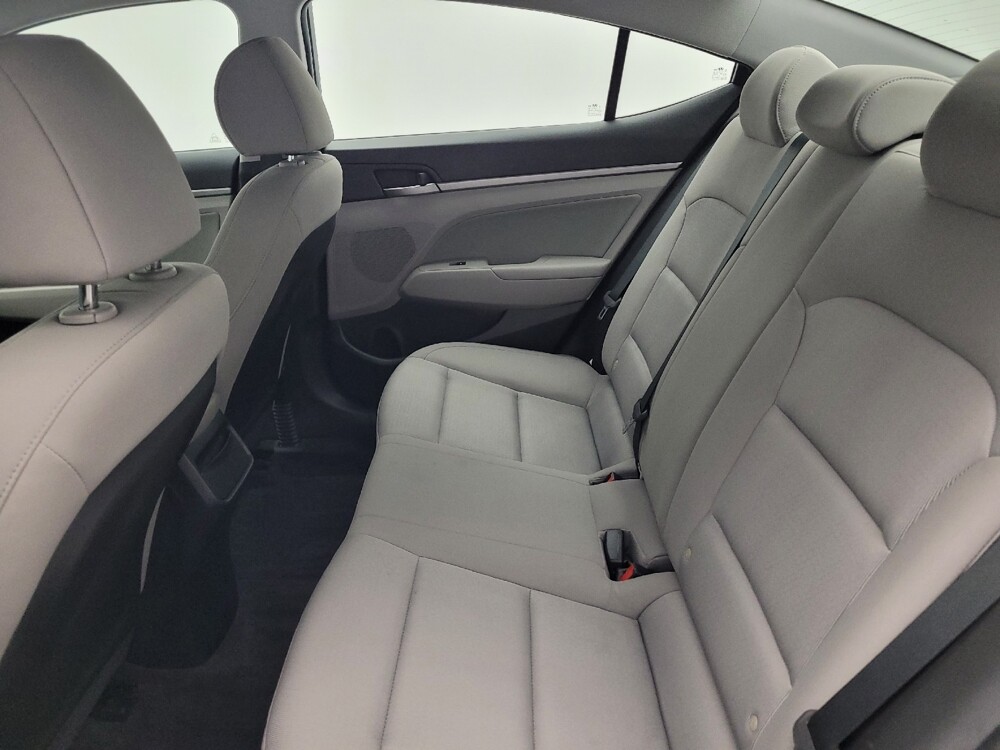 2018 Hyundai Elantra in Greensboro, NC 27407 - 18099282 18