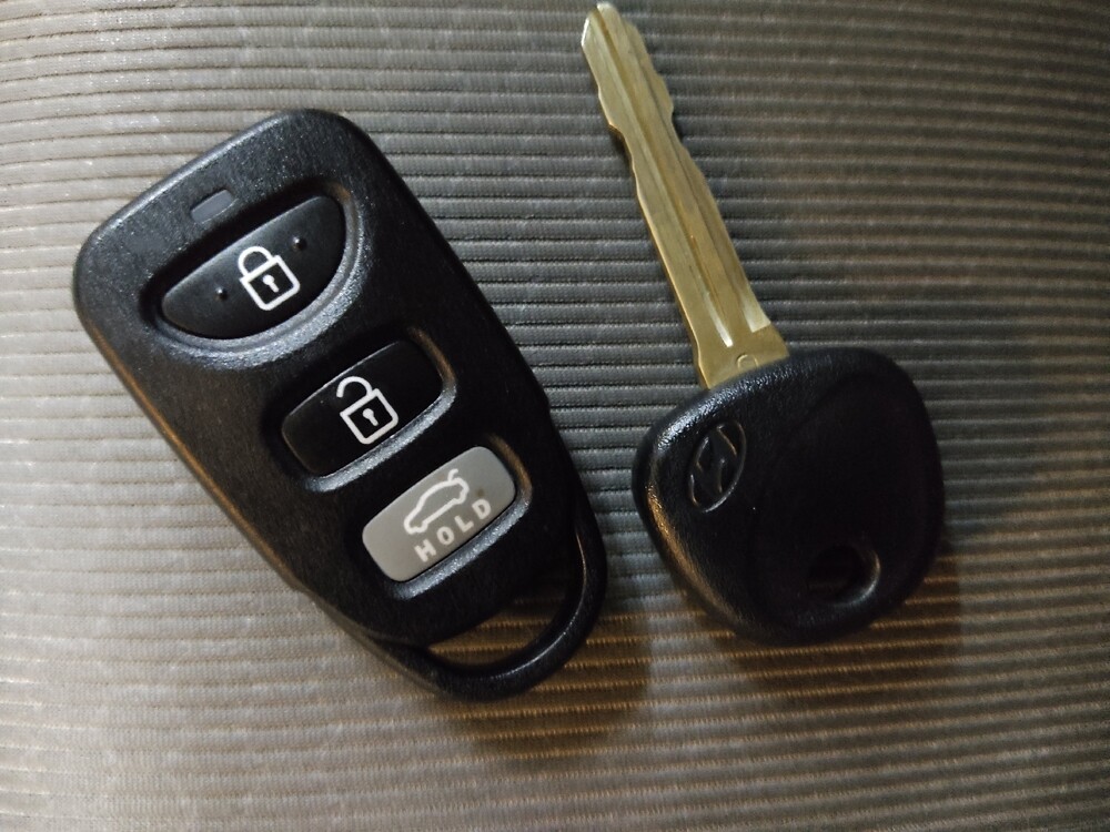 2018 Hyundai Elantra in Greensboro, NC 27407 - 18099282 32