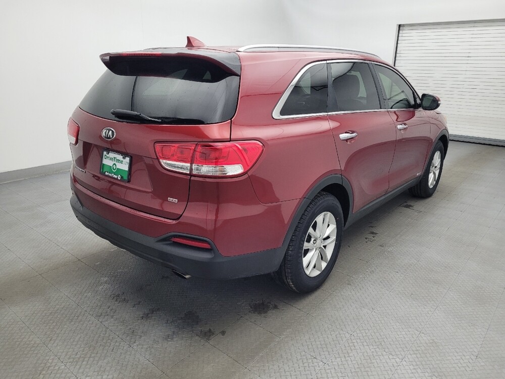 2016 Kia Sorento in Wilmington, NC 28405 - 18099283 9