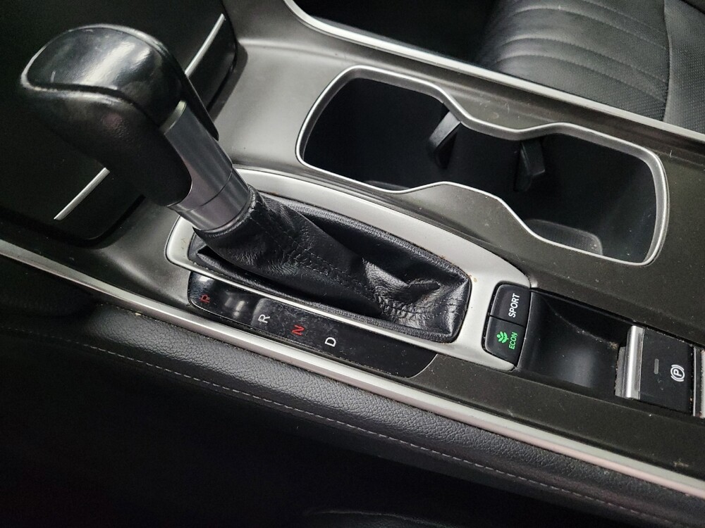 2018 Honda Accord in Memphis, TN 38115 - 18099294 26