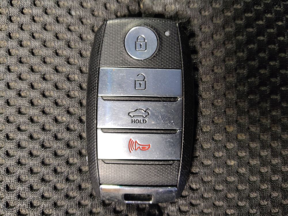 2019 Kia Optima in Houston, TX 77060 - 18099298 32