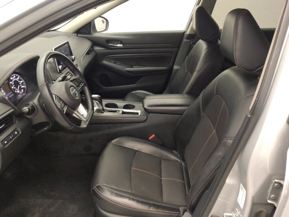 2019 Nissan Altima in Live Oak, TX 78233 - 18099308 17