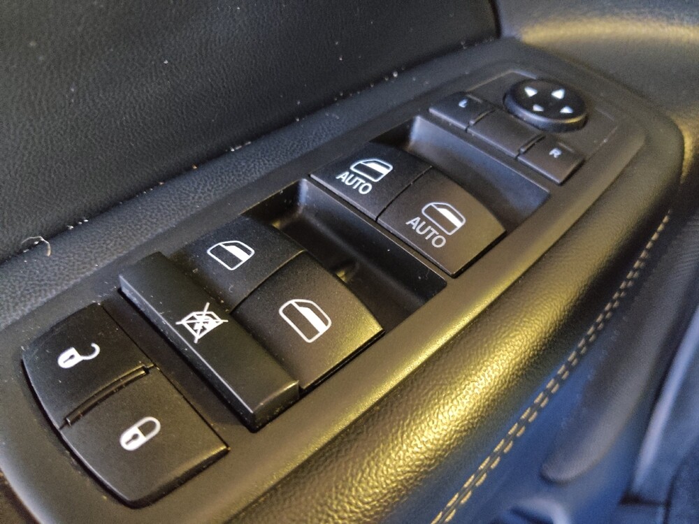 2021 Jeep Grand Cherokee in Houston, TX 77060 - 18099313 27