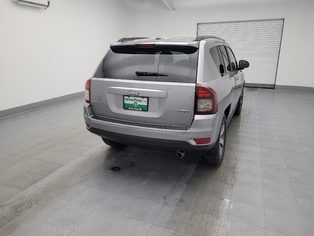 2017 Jeep Compass in Toledo, OH 43617 - 18099319 7