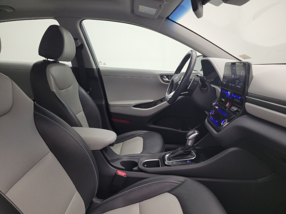 2020 Hyundai Ioniq in Fairfield, OH 45014 - 18099320 21