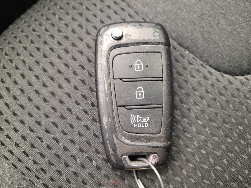 2020 Hyundai Santa Fe in Fairfield, OH 45014 - 18099323 32