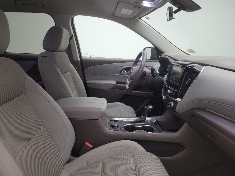 2019 Chevrolet Traverse in Toledo, OH 43617 - 18099324 21