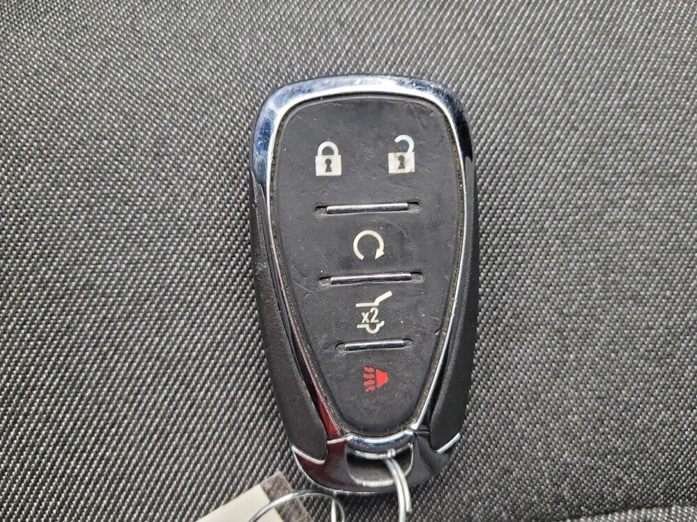 2020 Chevrolet Equinox in Fairfield, OH 45014 - 18099325 32