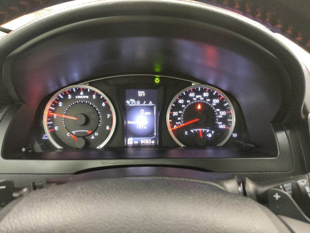 2015 Toyota Camry in St. Louis, MO 63125 - 18099326 23