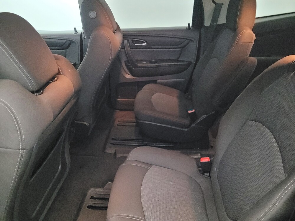 2016 Chevrolet Traverse in Pittsburgh, PA 15236 - 18099328 18
